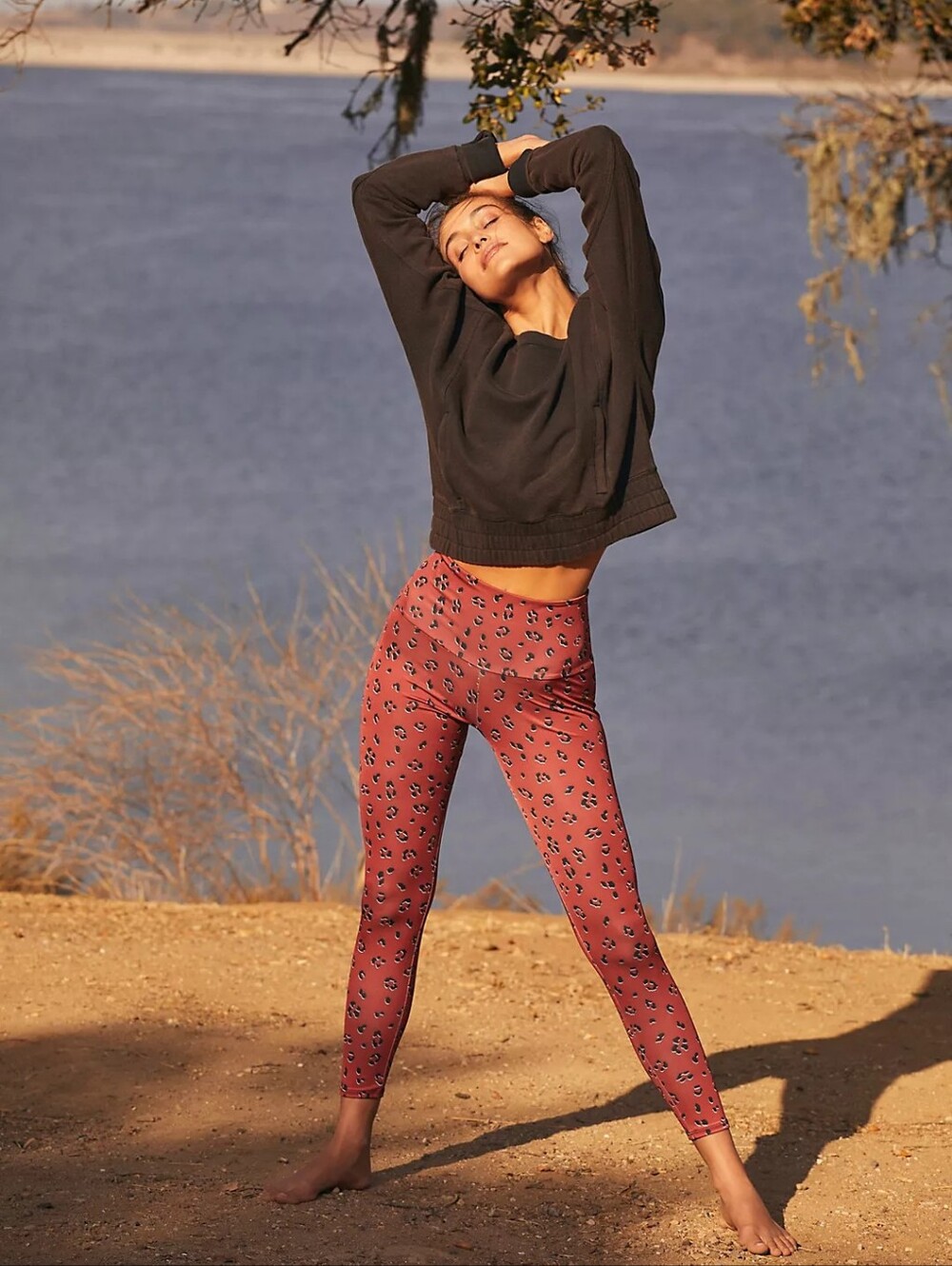 NWT Onzie Valentine High Basic Midi Leggings